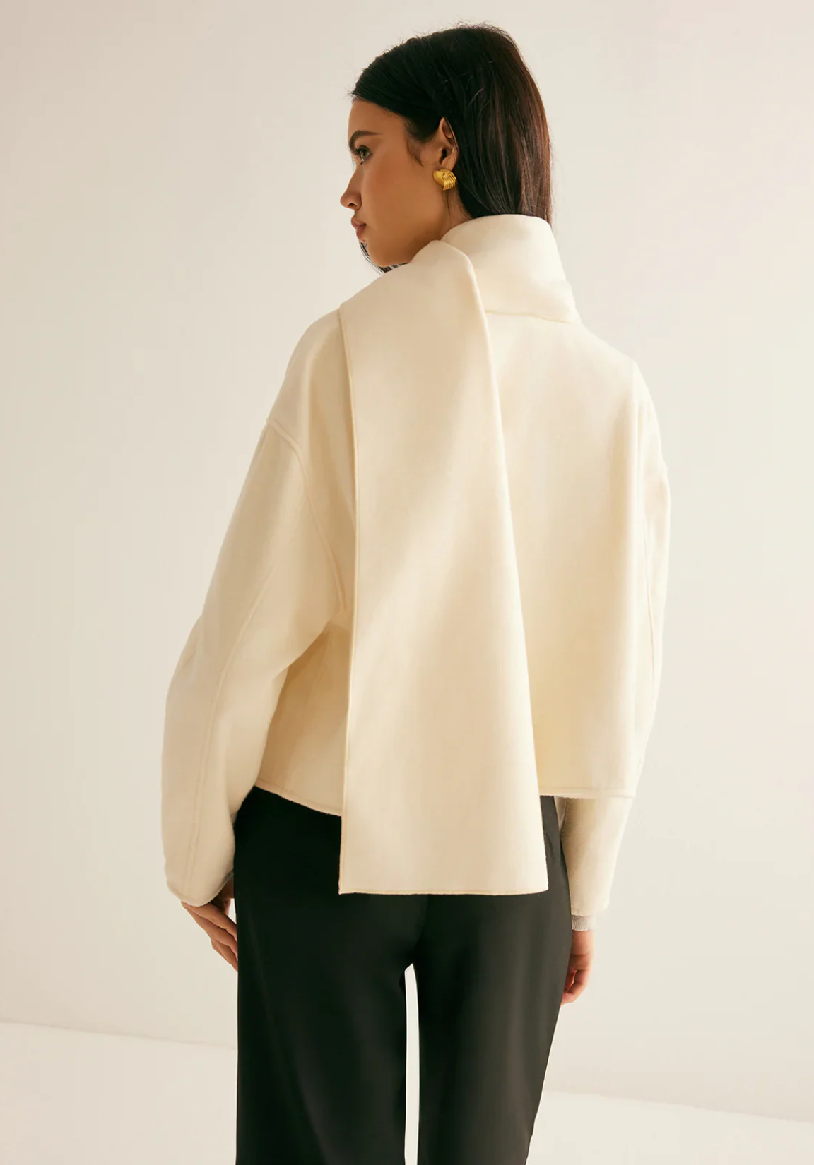Short Coat With Scarf®