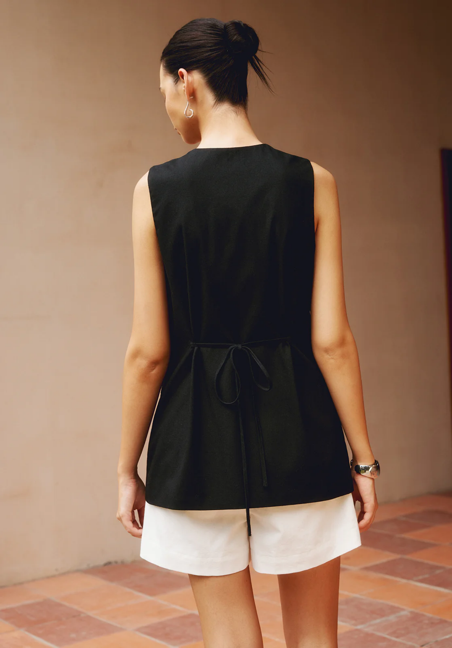 Linen Buttoned Vest®