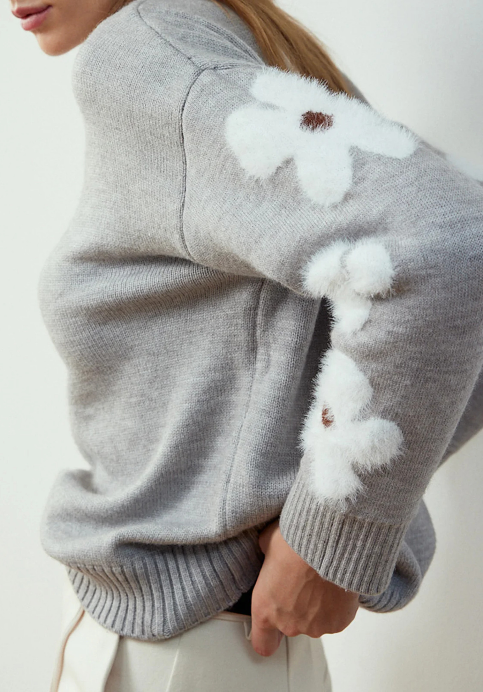 Floral Knit Sweater®